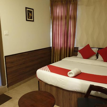 Hotel Indiana Shillong Bagian luar foto