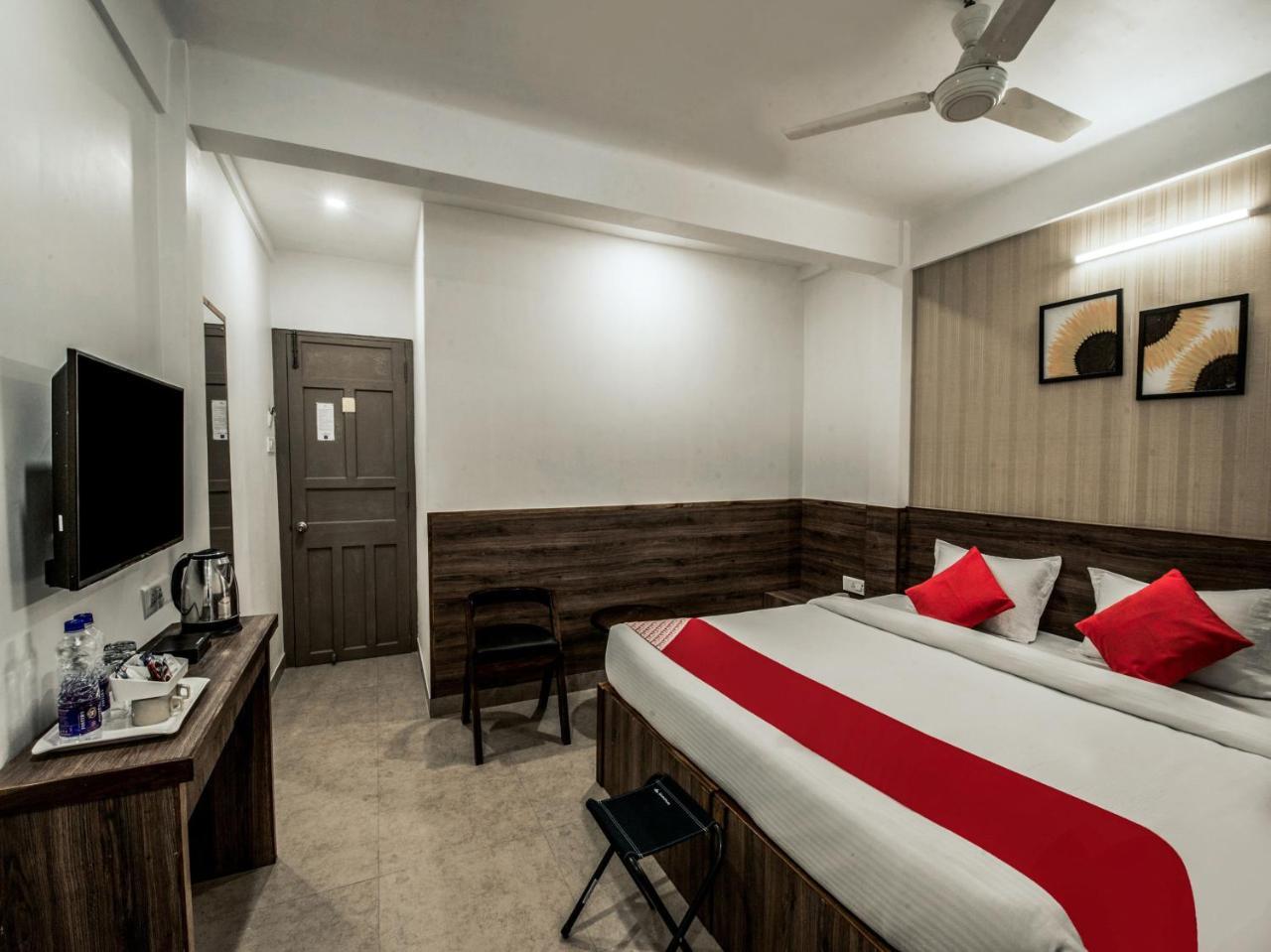 Hotel Indiana Shillong Bagian luar foto
