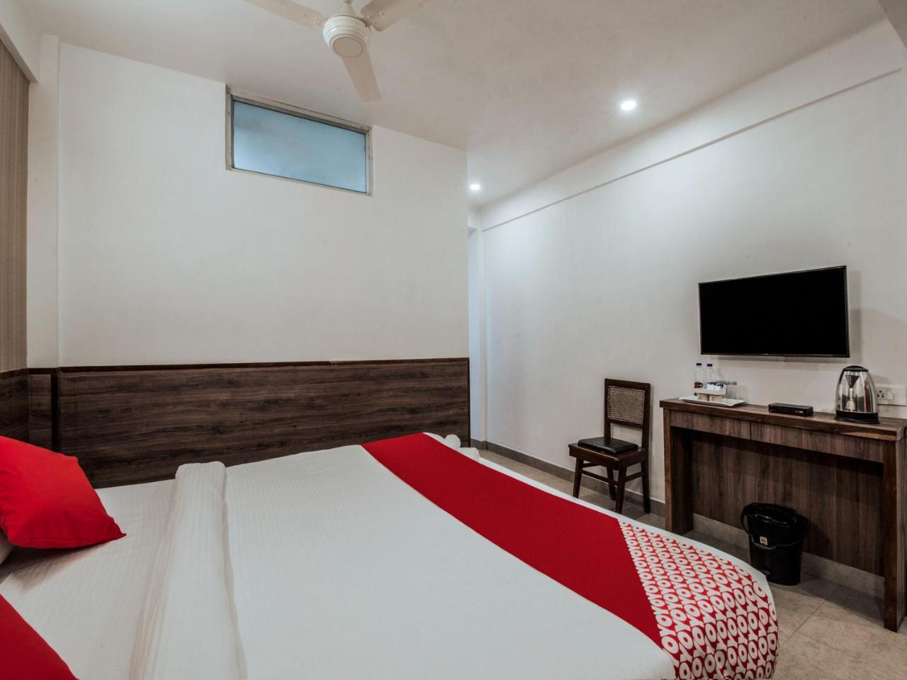 Hotel Indiana Shillong Bagian luar foto